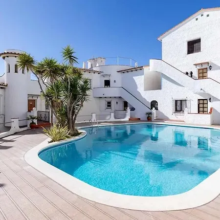 شقة Balcony Pool & Seaside
