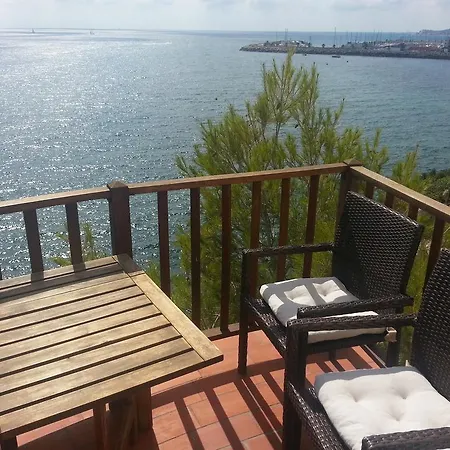 Balcony Pool & Seaside